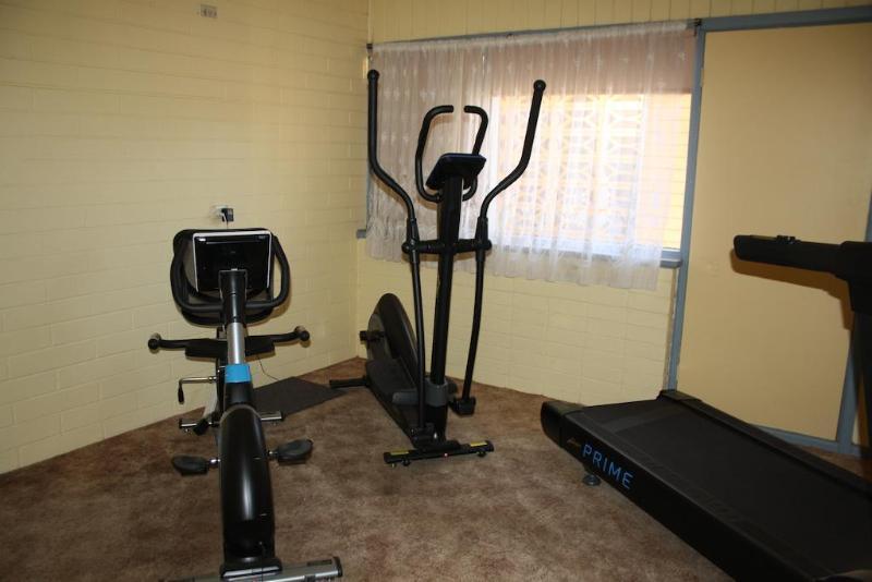 Nhill Oasis Motel エクステリア 写真